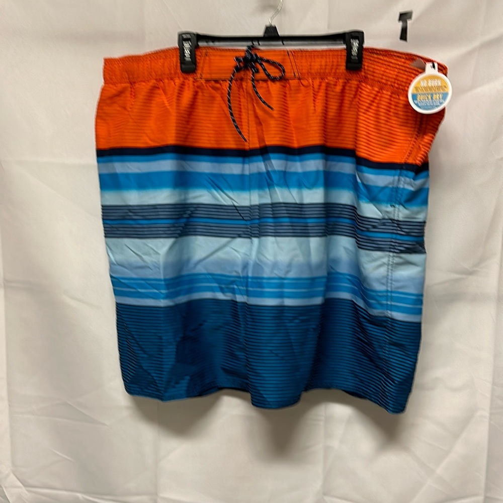 Men’s swim trunks